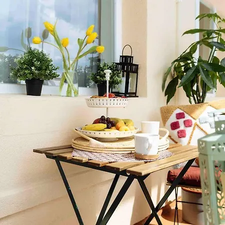 Sunny 2br Flat - Location - Netflix + Balcony * Bukarest