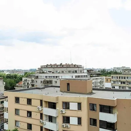 Apartment Sunny 2br Flat - Location - Netflix + Balcony Bucharest