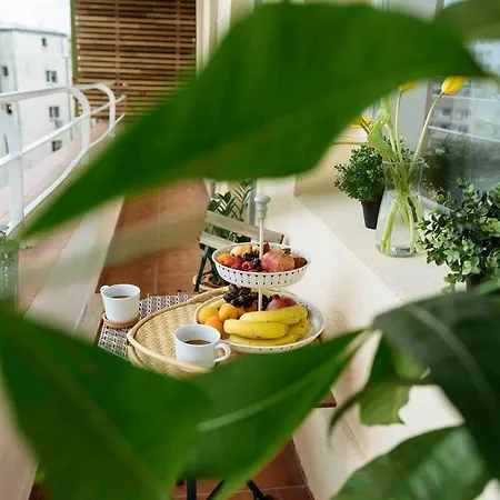 Sunny 2br Flat - Location - Netflix + Balcony Bucharest